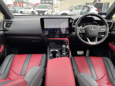 2023 Lexus NX — миниатюра 17