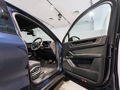 PORSCHE CAYENNE - 10