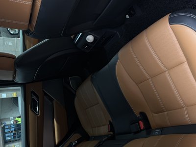 صورة 8 لـ 2023 LAND Rover RANGE ROVER VELAR