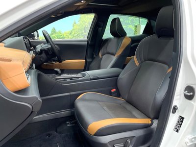 2022 Toyota CROWN CROSSOVER — миниатюра 22