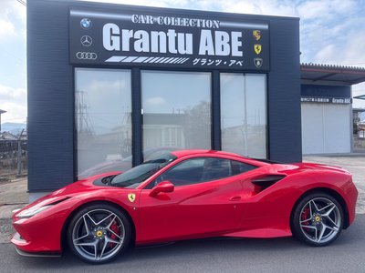FERRARI F8 - 2