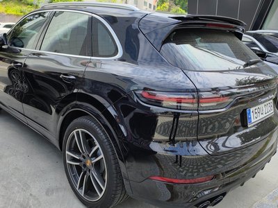 PORSCHE CAYENNE - 6