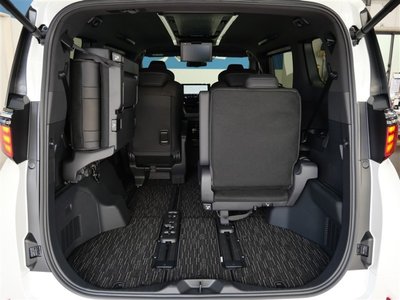 2023 Toyota ALPHARD — миниатюра 12