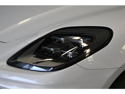 PORSCHE PANAMERA - 9