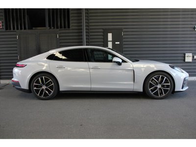 PORSCHE PANAMERA - 6