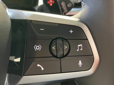 صورة مصغرة 35 لـ 2026 BMW X1