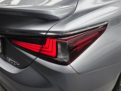 2023 Lexus ES — фото 10