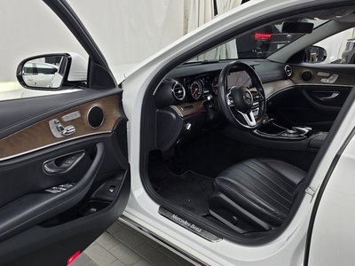 MERCEDES-BENZ E-CLASS - 10