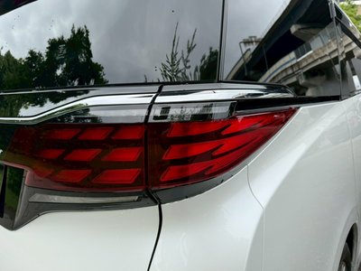 2025 TOYOTA ALPHARD thumbnail 24