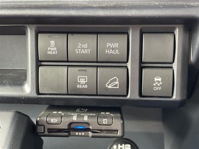 2025 Toyota LAND CRUISER 70 — миниатюра 12