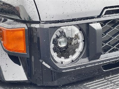 2025 Toyota LAND CRUISER 70 — миниатюра 35