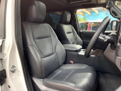 TOYOTA LAND CRUISER 250 - 8