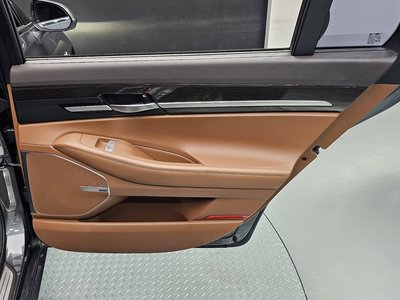 2019 Genesis G90 缩略图 15