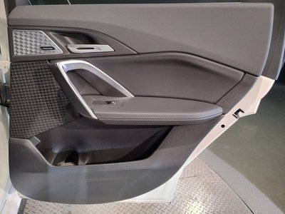 2025 BMW X1 缩略图 42