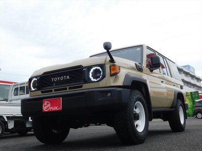 TOYOTA LAND CRUISER - 8