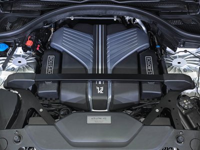 ROLLS-ROYCE CULLINAN - 9