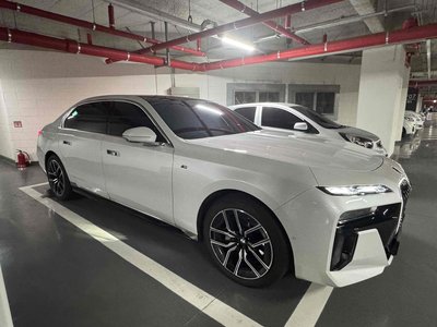 BMW 7 SERIES - 4