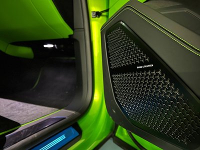 LAMBORGHINI URUS - 9
