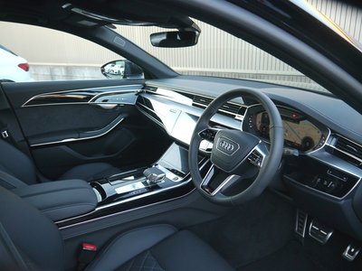 صورة 10 لـ 2025 AUDI A8