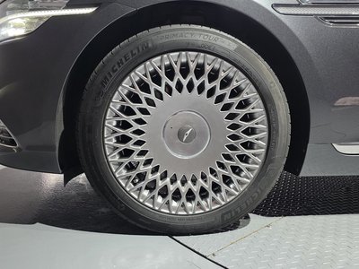 2020 Genesis G90 照片 6