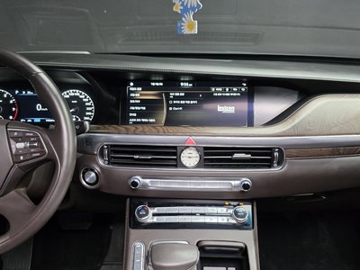 صورة مصغرة 35 لـ 2020 Genesis G90
