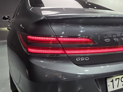 2020 Genesis G90 照片 10
