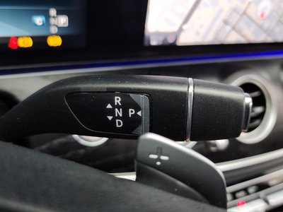 MERCEDES-BENZ E-CLASS - 9