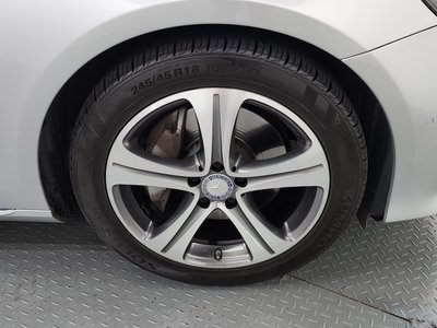 MERCEDES-BENZ E-CLASS - 6