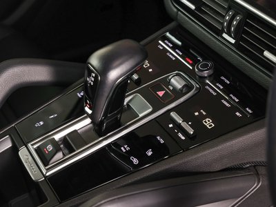 صورة مصغرة 44 لـ 2022 Porsche CAYENNE