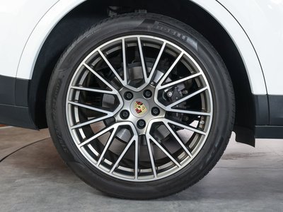 صورة مصغرة 19 لـ 2022 Porsche CAYENNE