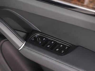 صورة مصغرة 40 لـ 2022 Porsche CAYENNE