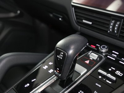 صورة مصغرة 45 لـ 2022 Porsche CAYENNE
