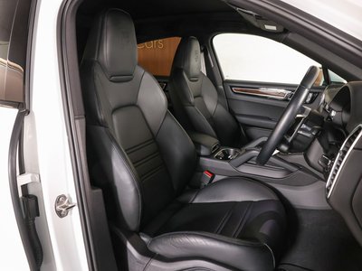 صورة مصغرة 24 لـ 2022 Porsche CAYENNE