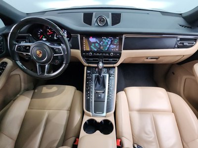 PORSCHE MACAN - 5