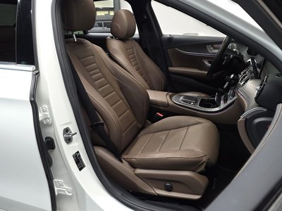 MERCEDES-BENZ E-CLASS - 10