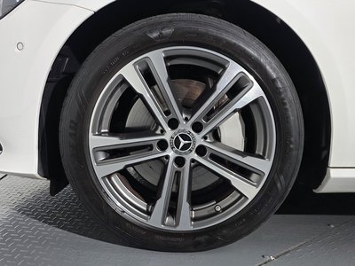 MERCEDES-BENZ E-CLASS - 6