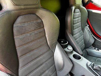 صورة مصغرة 14 لـ 2016 ALFA Romeo 4C