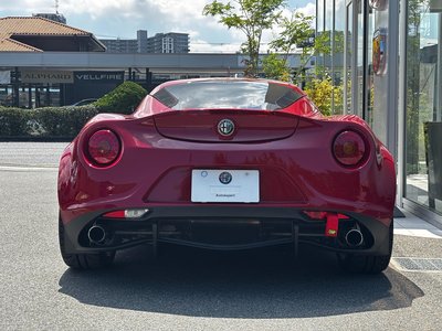 صورة 10 لـ 2016 ALFA Romeo 4C