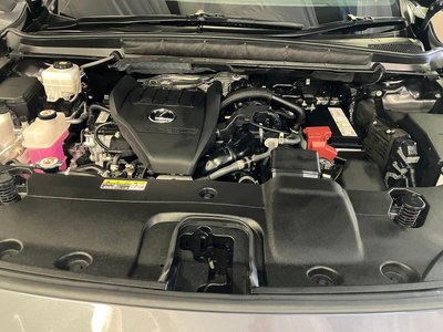 2023 Lexus RX thumbnail 34