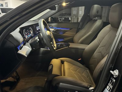 2026 BMW 5 SERIES 照片 10