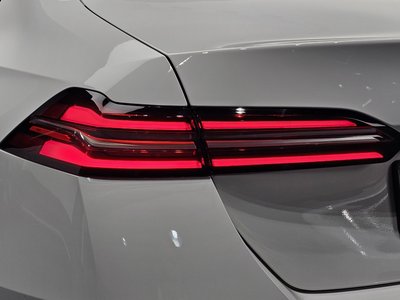BMW 5 SERIES - 10