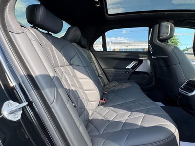 2025 BMW 7 SERIES — миниатюра 41