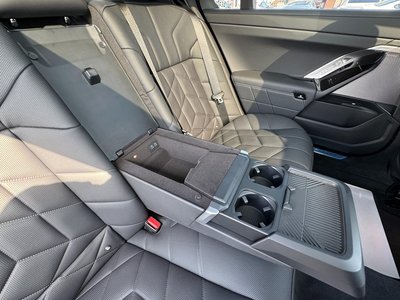 2025 BMW 7 SERIES — миниатюра 42