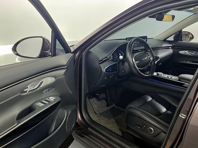 صورة 10 لـ 2021 Genesis GV70