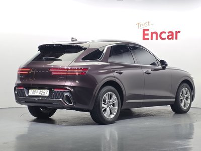 صورة 3 لـ 2021 Genesis GV70