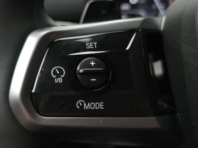 2025 BMW 5 SERIES — миниатюра 31