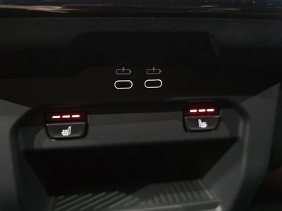 2025 BMW 5 SERIES — миниатюра 28