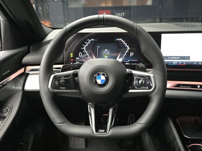 2025 BMW 5 SERIES — миниатюра 19