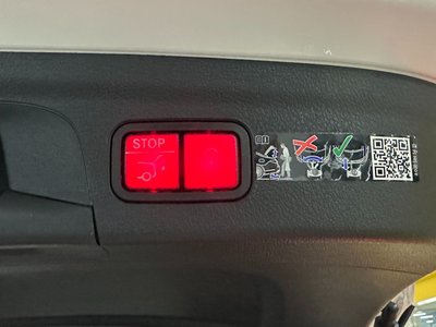 2025 Mercedes-BENZ GLE — миниатюра 19