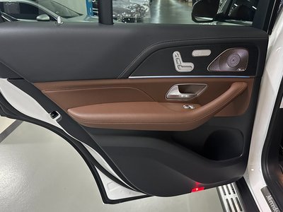 2025 Mercedes-BENZ GLE — миниатюра 16